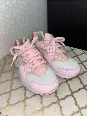 Kids Pink Nike Huarache